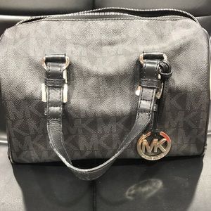 Black && silver Michael Kors bag